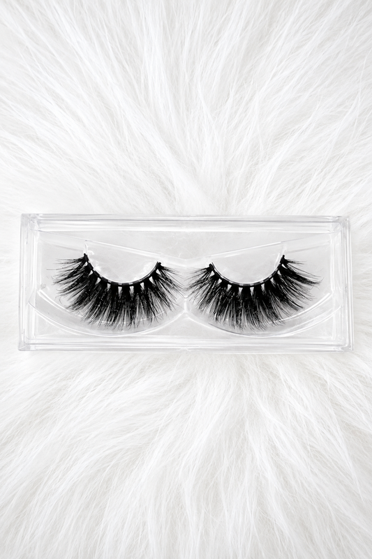 Sultry eyelashes